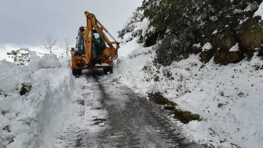 En líneas generales, la semana vendrá protagonizada por más inestabilidad hacia el oeste y menos probabilidad de lluvias hacia el oriente. Las temperaturas serán más altas y la cota de nieve será superior a los 1200/1400 metros