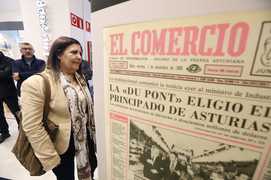 El Corte Inglés inaugura una exposición con portadas de EL COMERCIO para conmemorar su 140 aniversario. Se podrá visitar en la planta baja del centro comercial hasta el próximo 16 de noviembre