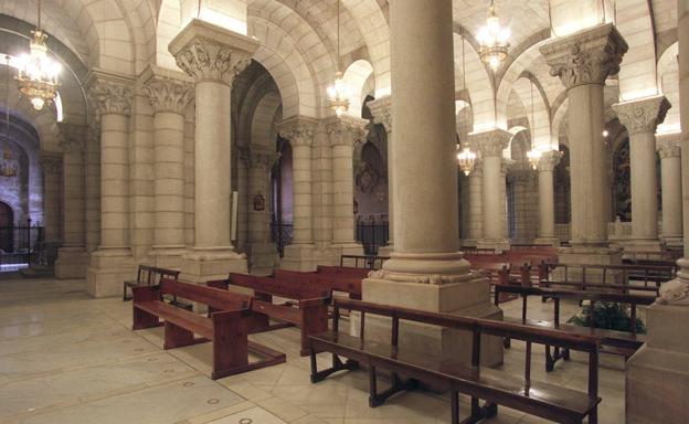 Cripta de la catedral de la Almudena.
