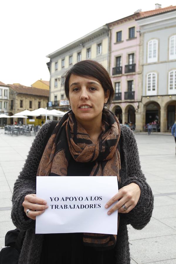Cristina López-Dóriga. Fotógrafa. «Hay que preservar la industria, el día 8 a las siete de la tarde estaremos en la manifestación»