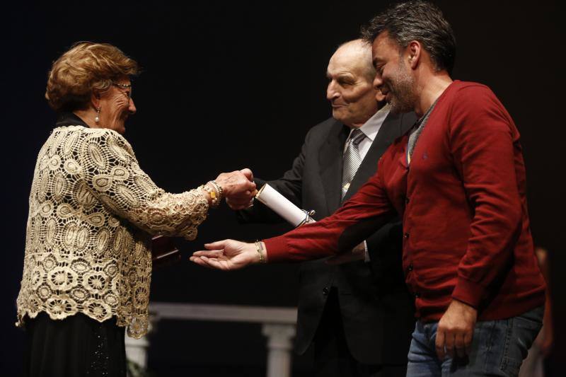 El acto se celebró en el Nuevo Teatro de La Fleguera