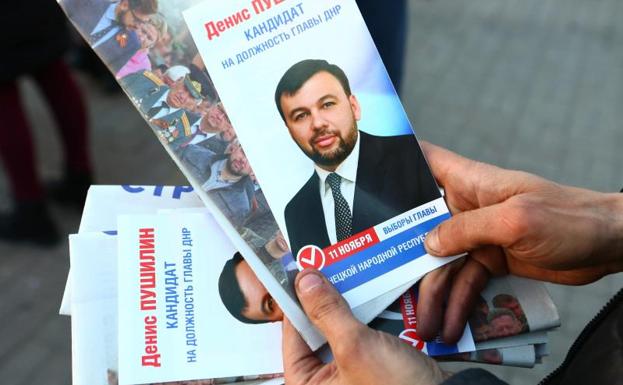 El presidente en funciones de Donetsk y favorito para obtener la mayoría de los votos, Denis Pushilin. 