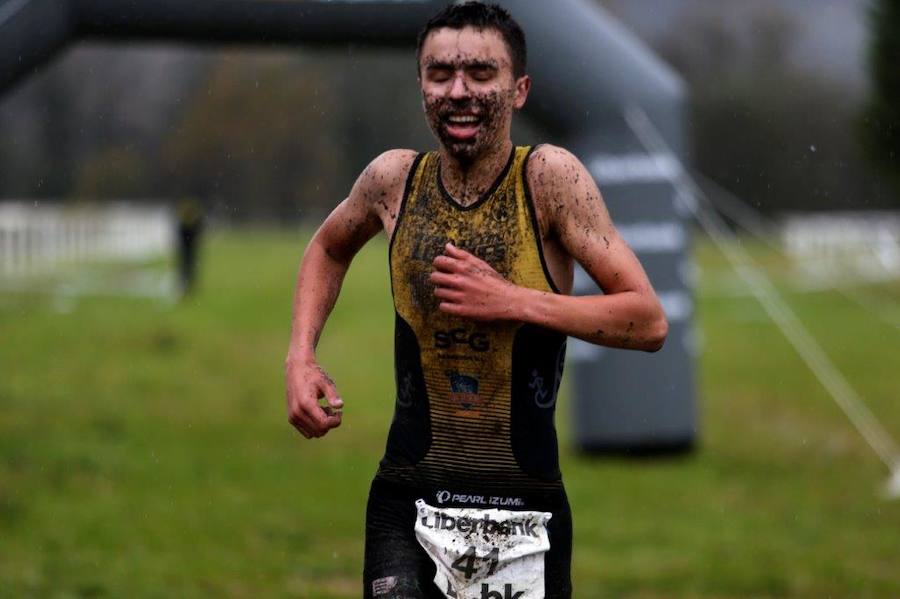 Fotos: ¿Estuviste en el duatlón El Asturcón en Oviedo? ¡Búscate!