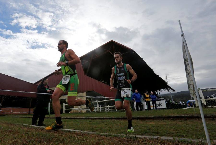 Fotos: ¿Estuviste en el duatlón El Asturcón en Oviedo? ¡Búscate!