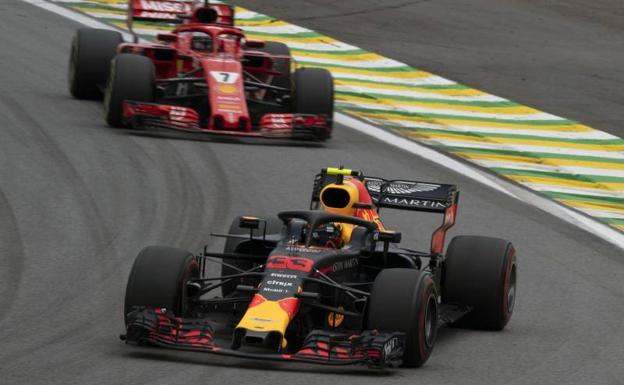 Verstappen sancionado a dos días de «servicio público» por empujar a Ocon en el GP de Brasil