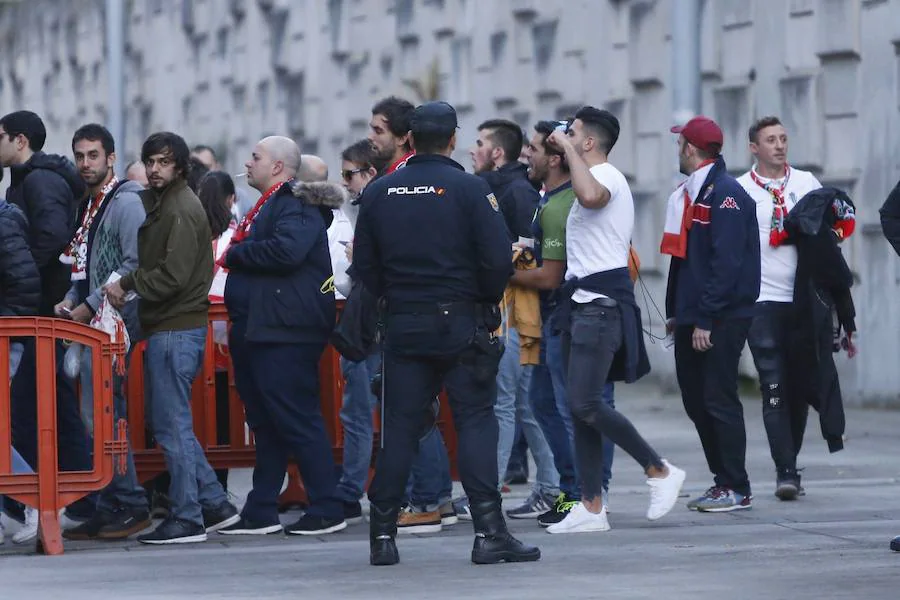 Fotos: ¿Estuviste en el derbi Real Oviedo - Sporting? ¡Búscate!