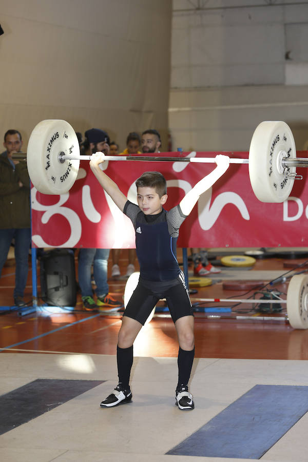 Fotos: Campeonato de halterofilia en el Pabellón de los Deportes Adolfo Suárez