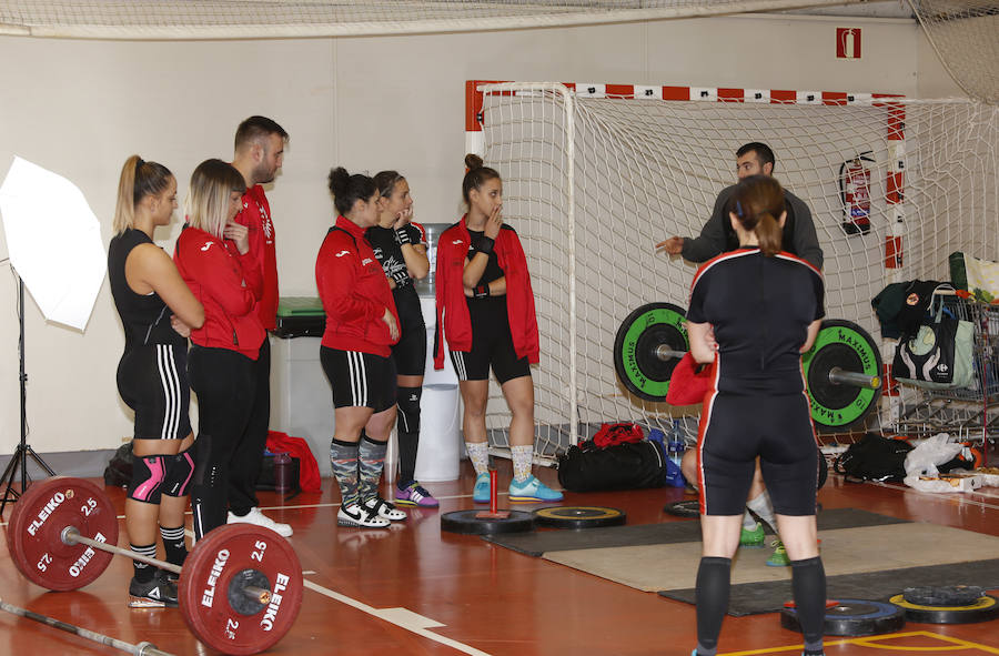 Fotos: Campeonato de halterofilia en el Pabellón de los Deportes Adolfo Suárez