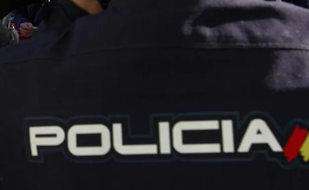 La Policía Nacional evita el suicidio de una mujer de 65 años en Langreo