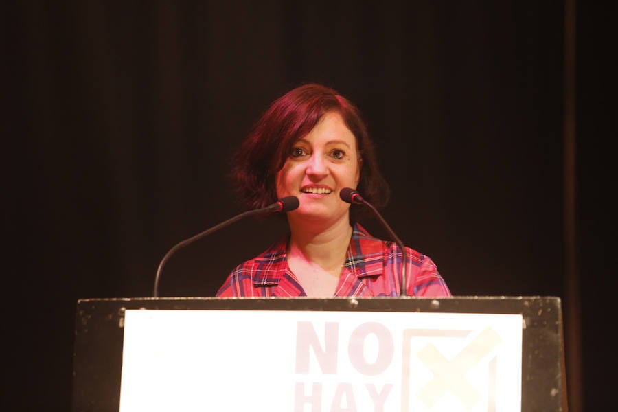 El auditorio José Barrera acogió el acto institucional con motivo del Día Internacional contra la Violencia de Género