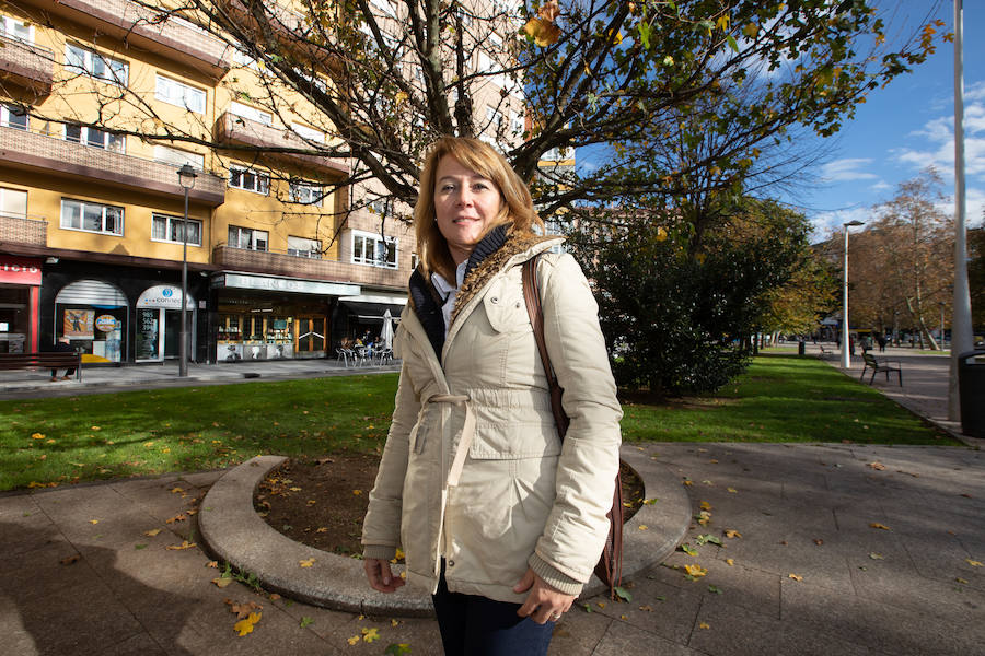 María Ramírez. 47 años. Administrativa. Avilés. «El silencio no es buena opción frente a la violencia de género. Denuncia»