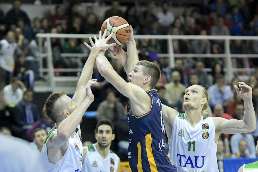 Fotos: El Liberbank Oviedo - TAU, en imágenes