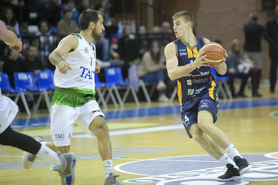 Fotos: El Liberbank Oviedo - TAU, en imágenes