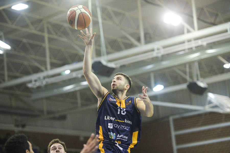 Fotos: El Liberbank Oviedo - TAU, en imágenes