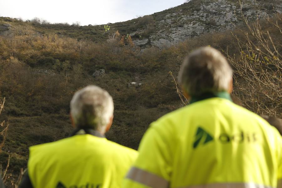 Adif está comprobando el riesgo de que haya más desprendimientos