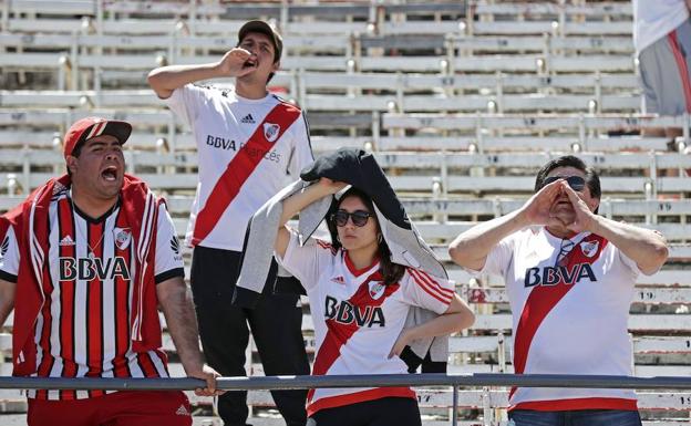 Hinchas de river Plate. 