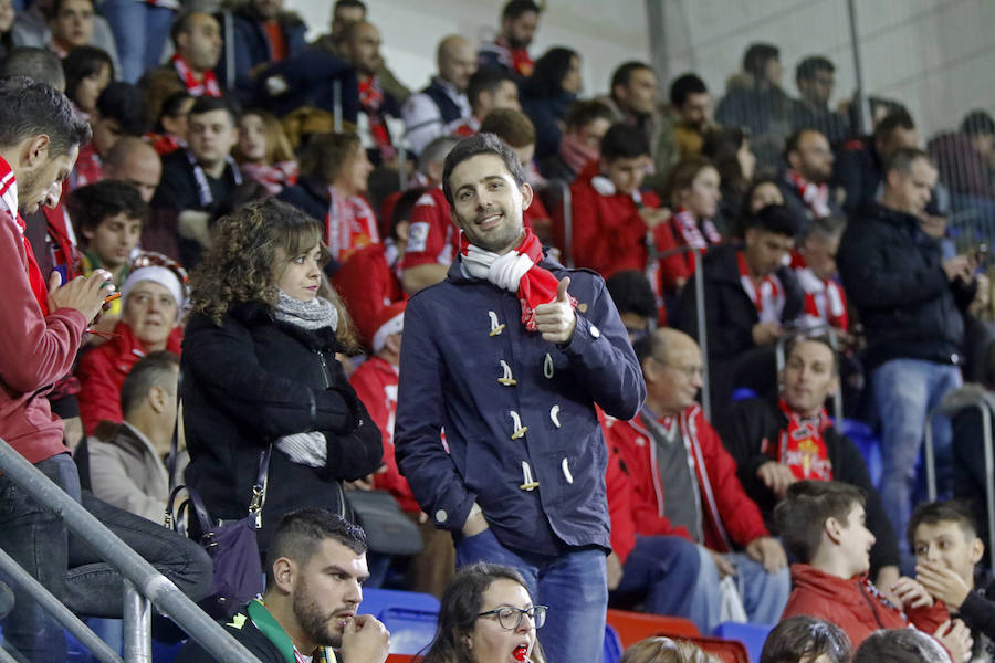 La afición rojiblanca llenó de alegría el campo del Eibar durante el encuentro de Copa del Rey