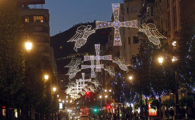 Galería. Iluminación navideña en las calles de Oviedo.