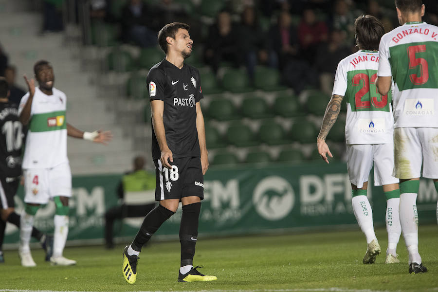 Fotos: Elche 0-0 Sporting, en imágenes