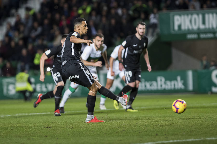 Fotos: Elche 0-0 Sporting, en imágenes