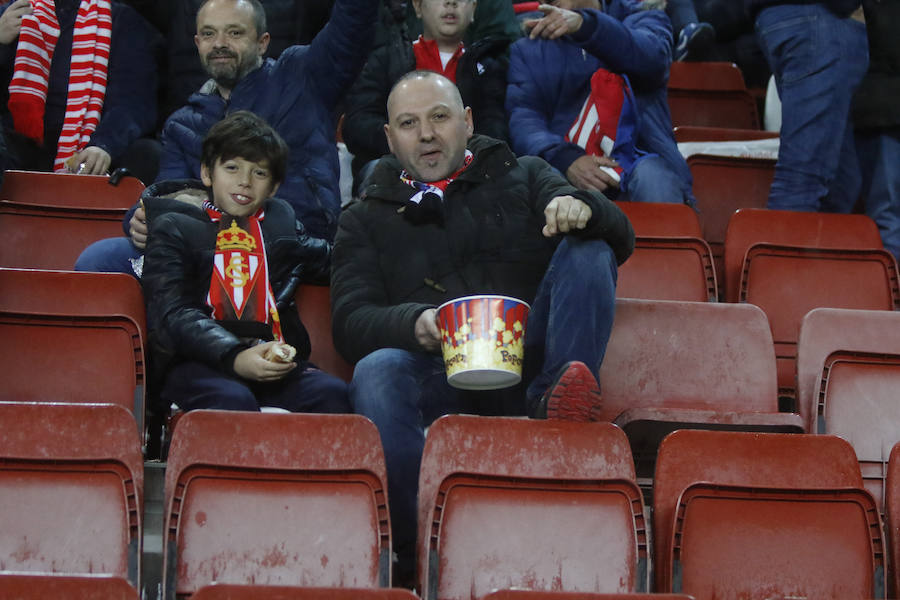 Fotos: ¿Estuviste en el encuentro del Sporting contra el Mallorca? ¡Búscate!