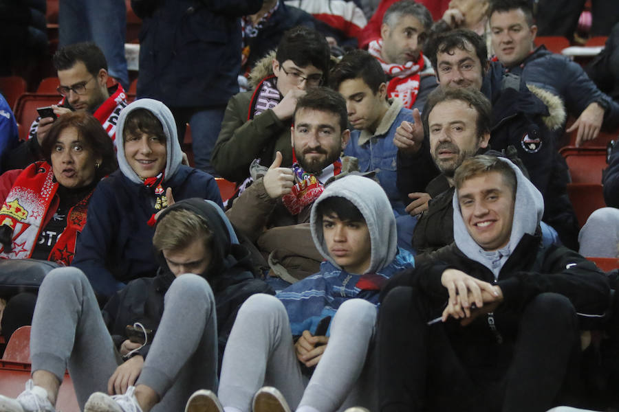 Fotos: ¿Estuviste en el encuentro del Sporting contra el Mallorca? ¡Búscate!