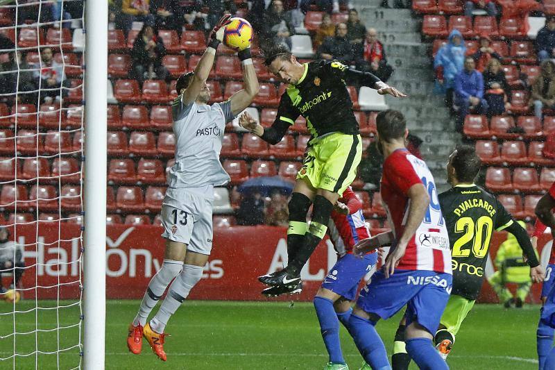 Fotos: Los mejores instantes del Sporting - Granada (1-0)