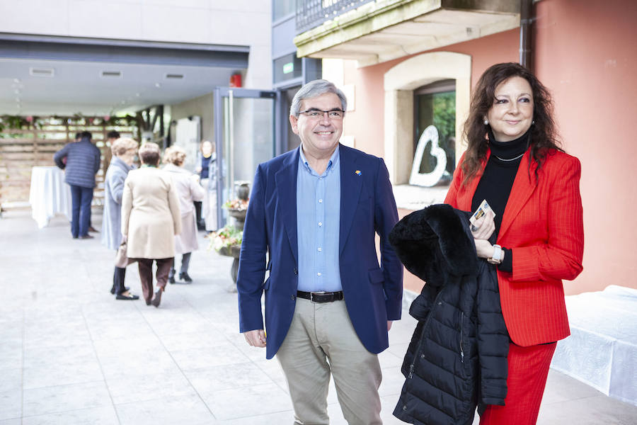 Los populares celebraron el acto en Somio Park.