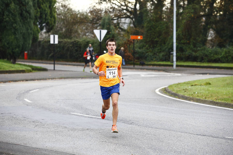 ¡Búscate en la carrera!