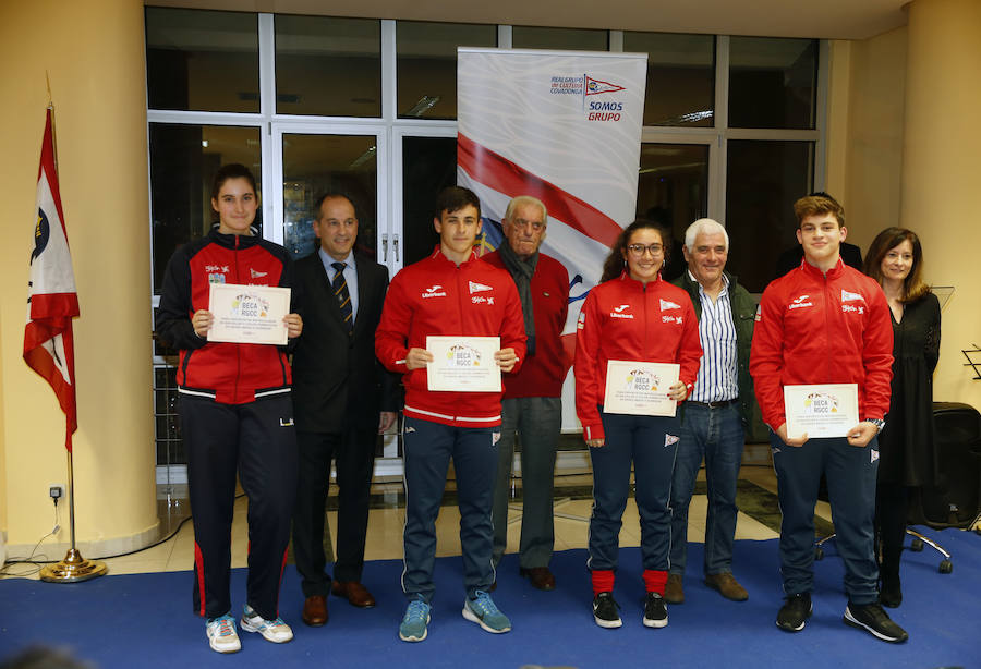 Fotos: El Grupo Covadonga entregó sus becas a 124 deportistas