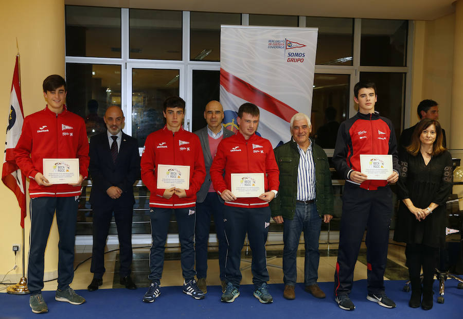 Fotos: El Grupo Covadonga entregó sus becas a 124 deportistas