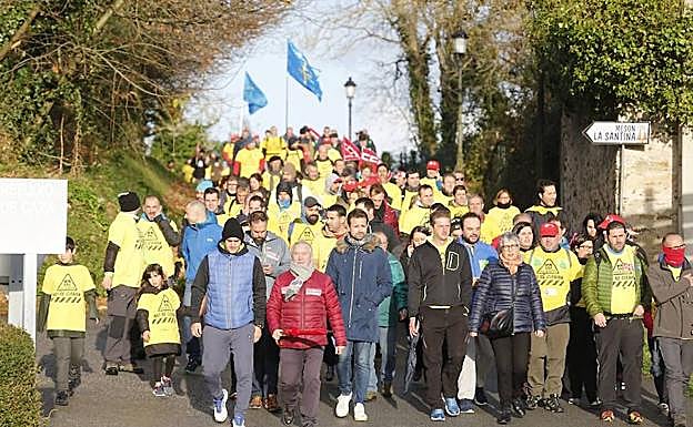 Trabajadores de Alcoa marchan por el futuro de la industria del aluminio