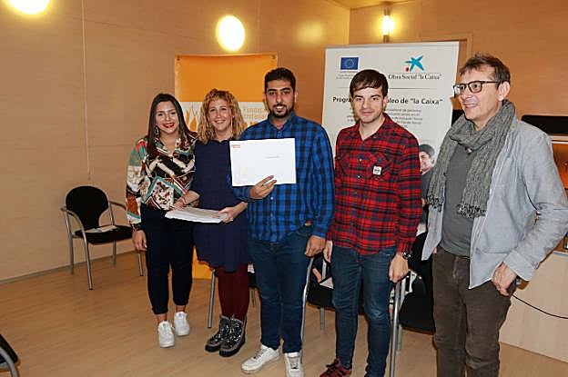 Acto de entrega de diplomas en Mieres. :: J. M. PARDO
