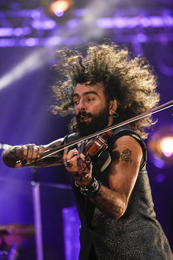 El violinista no defraudó con 'La increíble gira del violín' en su actuación en el Palacio de Deportes de Gijón. Un concierto enmarcado en el Metrópoli Winter 2018