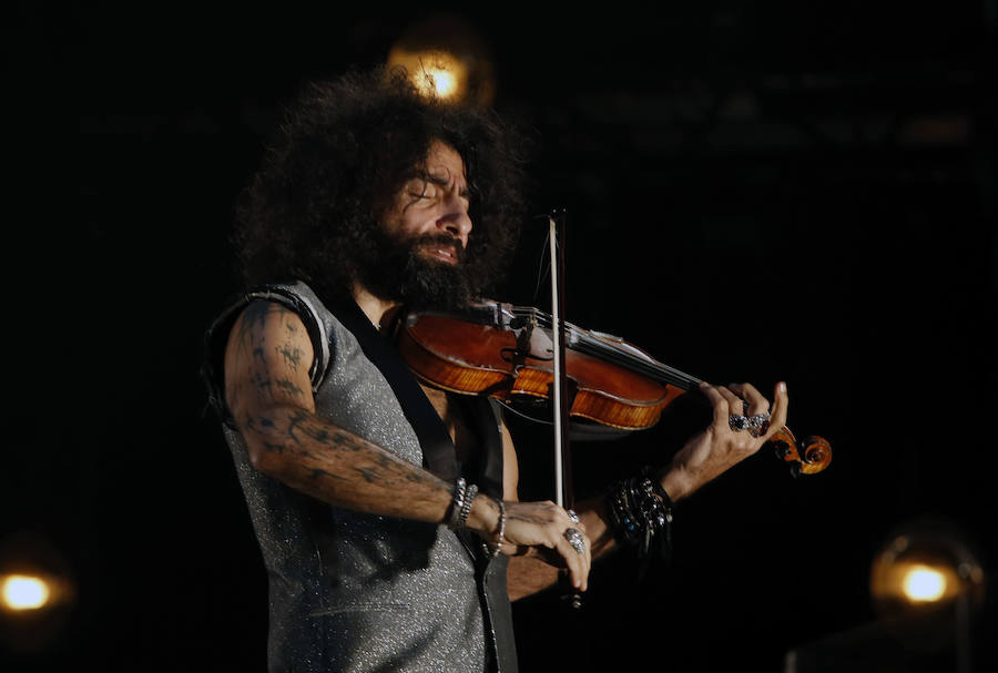 El violinista no defraudó con 'La increíble gira del violín' en su actuación en el Palacio de Deportes de Gijón. Un concierto enmarcado en el Metrópoli Winter 2018