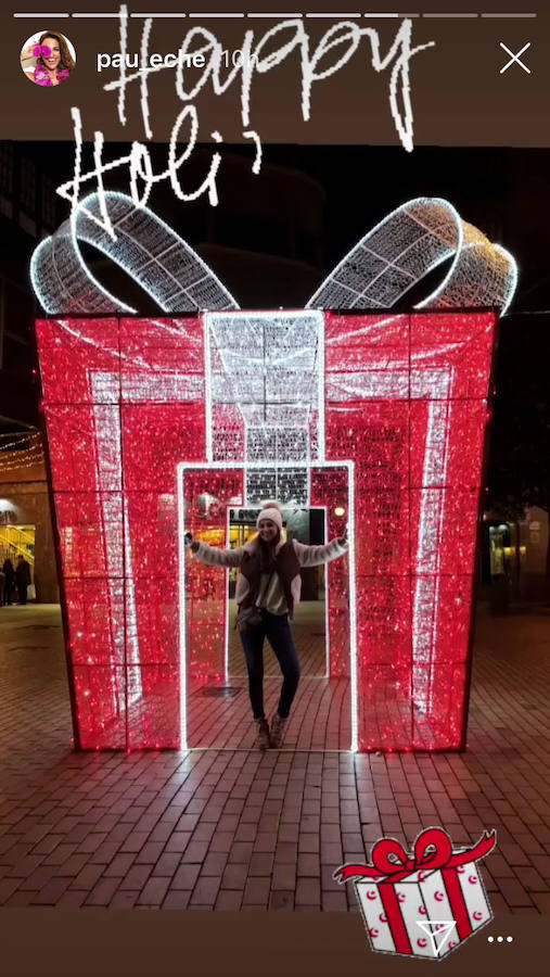 La pareja disfrutó del ambiente navideño y compartió varias fotos en las redes sociales.