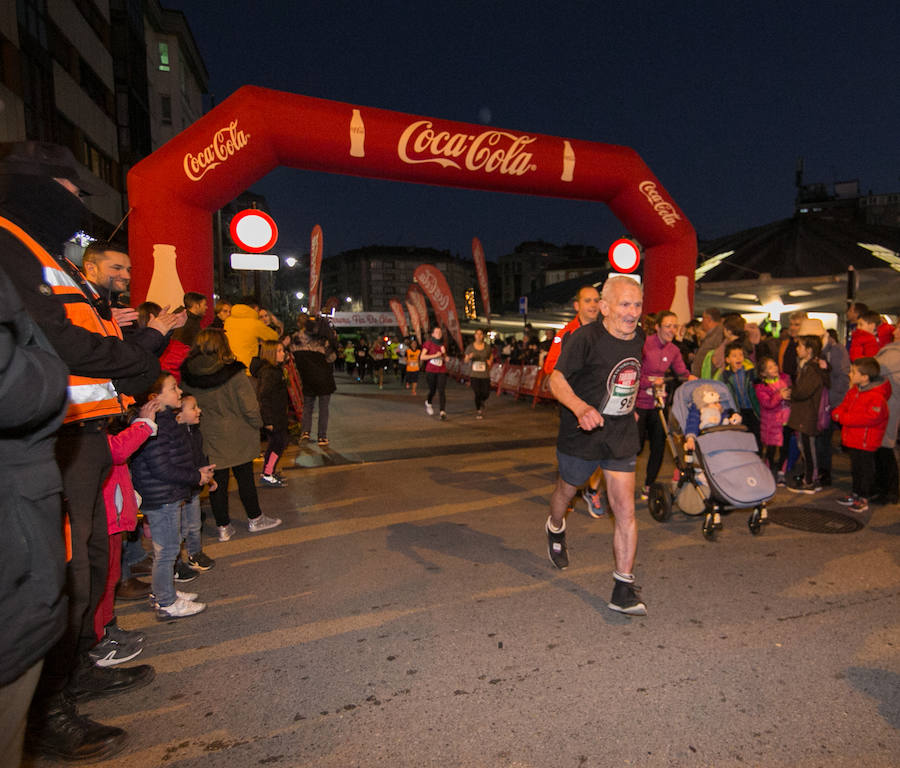 Fotos: ¿Estuviste en la Carrera de Fin de Año de Siero? ¡Búscate!