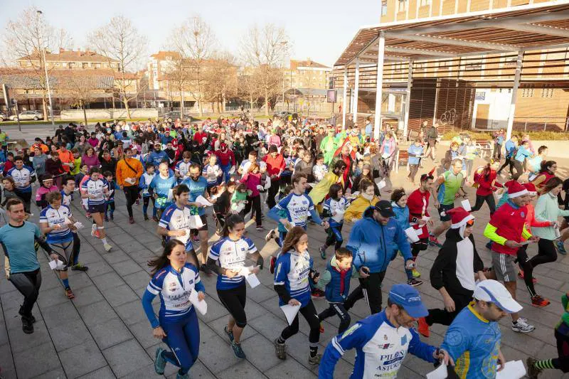 El parque de los Pericones se llenó de corredores, que se entrenaron para la última carrera del año.