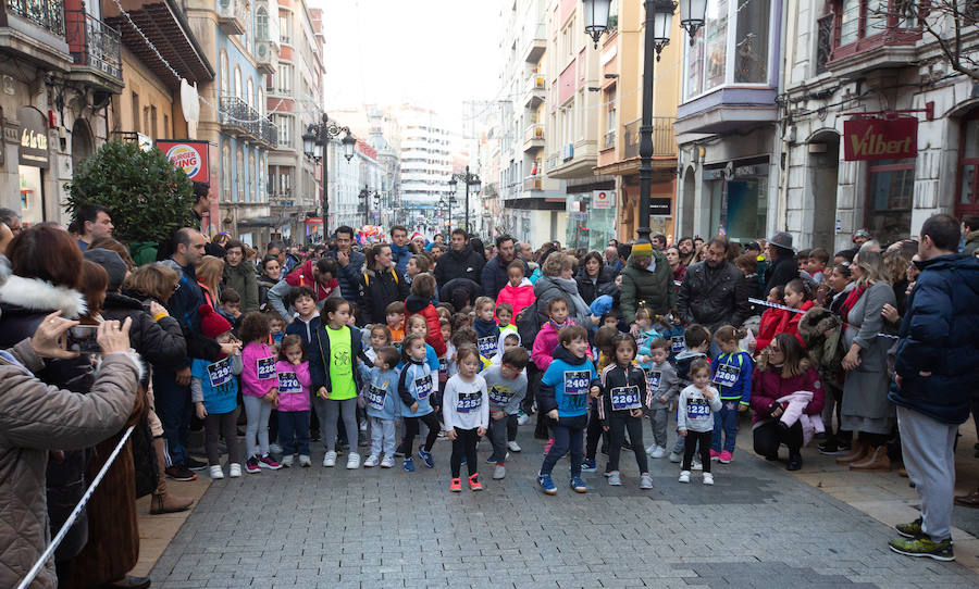 Fotos: ¿Estuviste en la San Silvestre de Avilés? ¡Búscate!