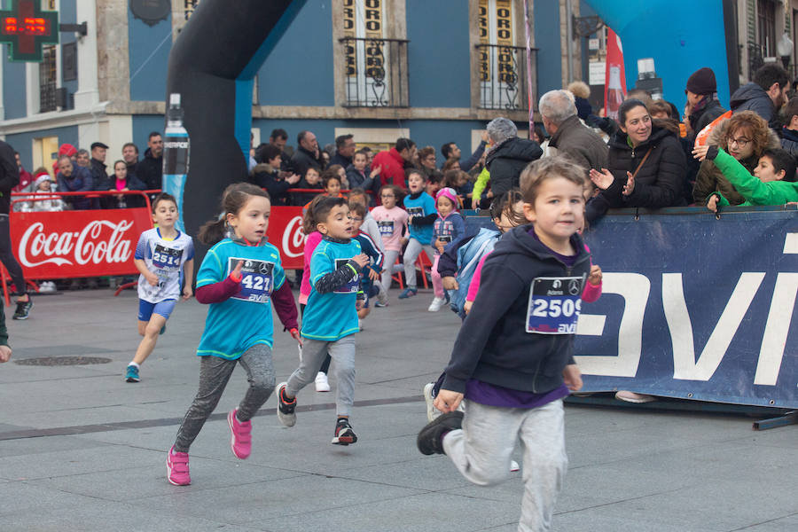 Fotos: ¿Estuviste en la San Silvestre de Avilés? ¡Búscate!