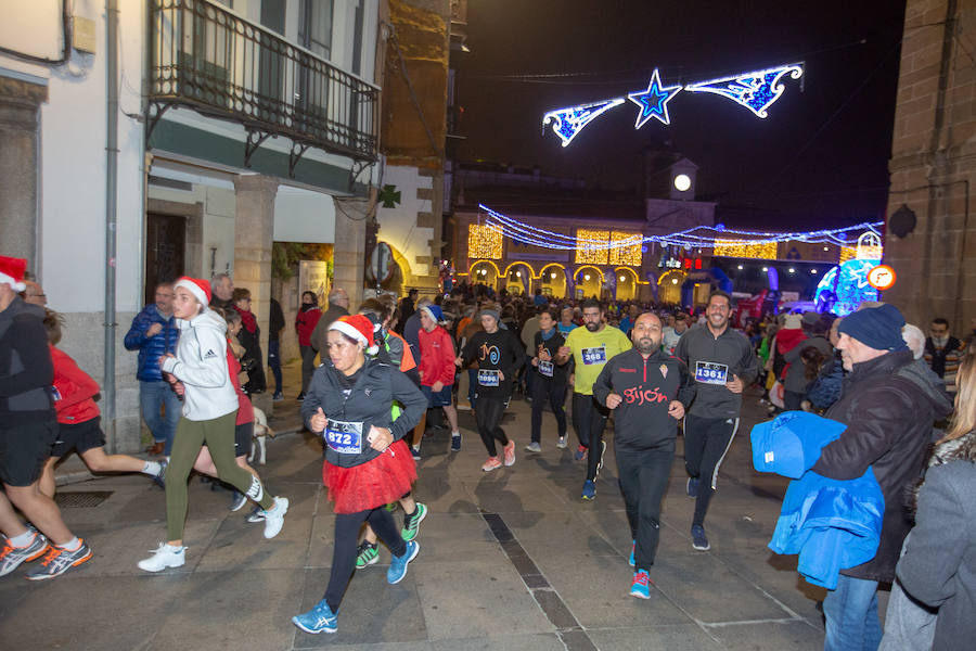 Fotos: ¿Estuviste en la San Silvestre de Avilés? ¡Búscate!