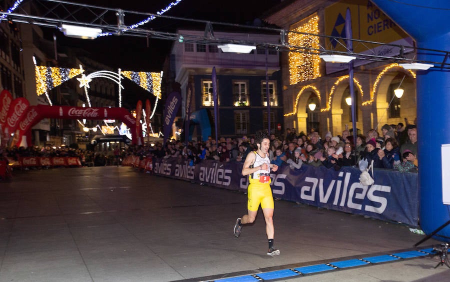 Fotos: ¿Estuviste en la San Silvestre de Avilés? ¡Búscate!