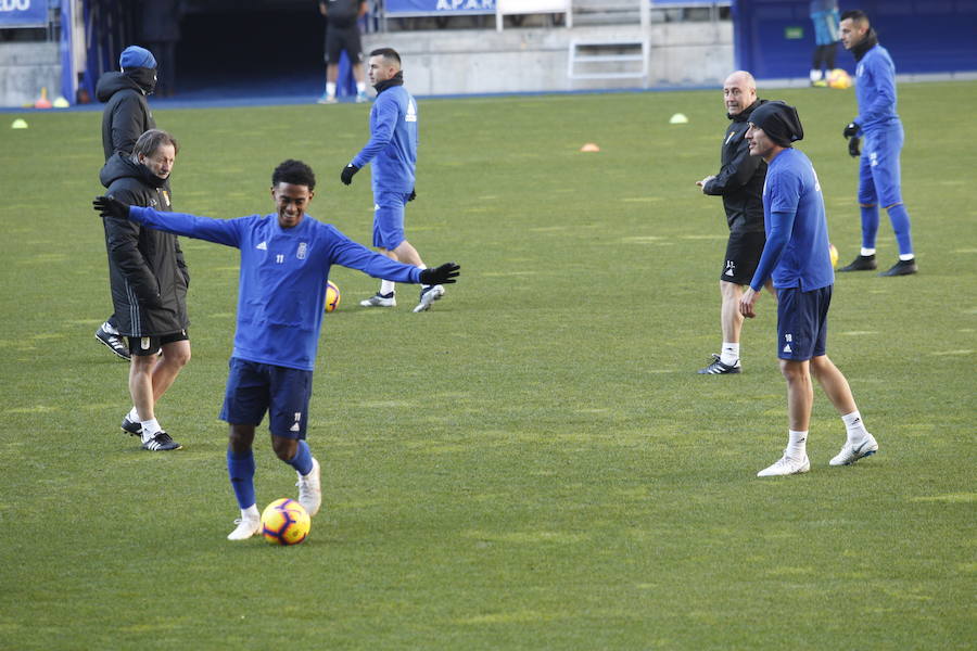 El conjunto azul preparó el encuentro ante el Numancia en el Tartiere rodeado de público