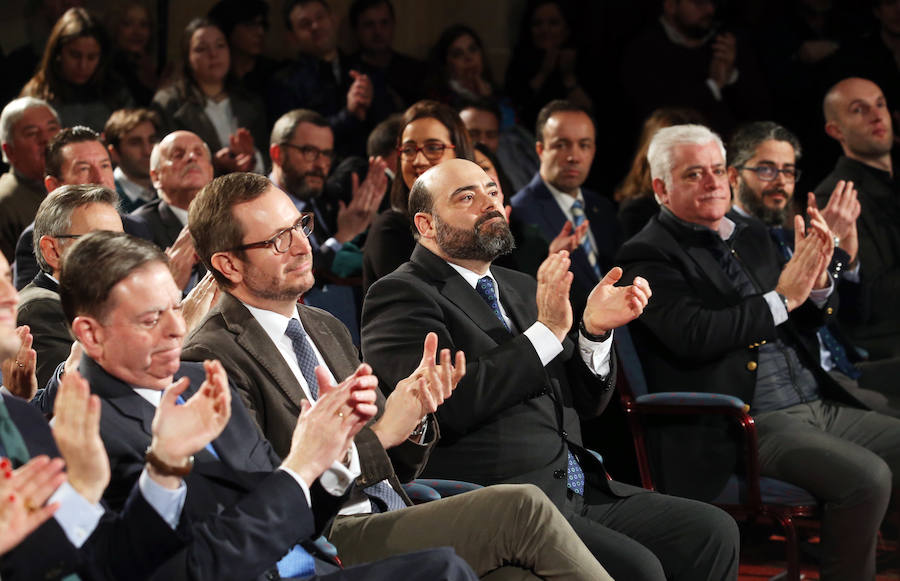 El presidente del PP acude al Hotel de la Reconquista en el que ha tenido lugar el acto oficial de presentación de Teresa Mallada como candidata a la Presidencia del Principado y de Alfredo Canteli como candidato al Ayuntamiento de la capital asturiana