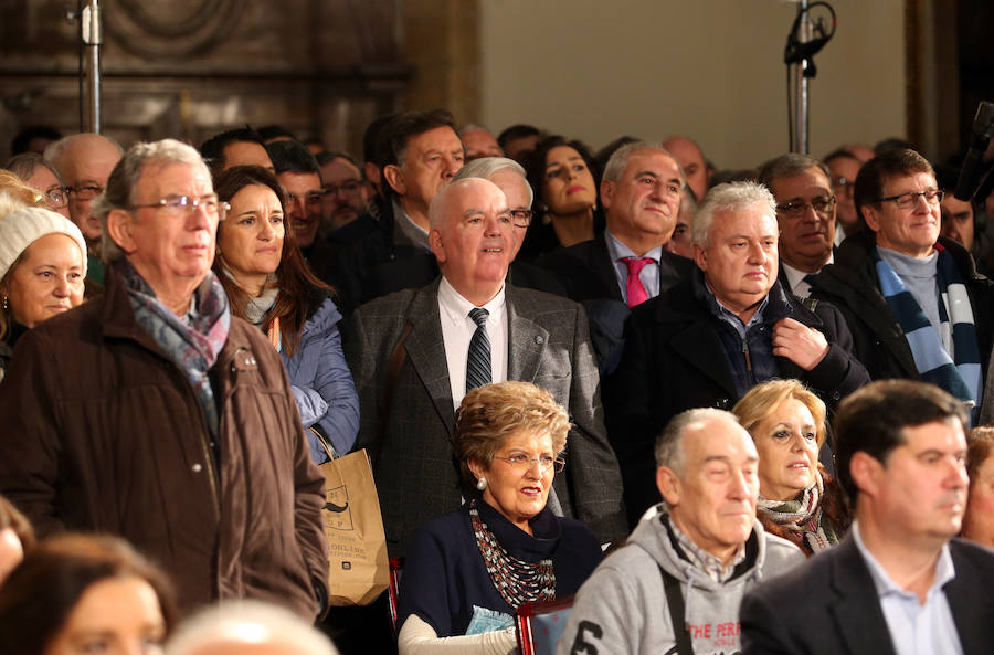 El presidente del PP acude al Hotel de la Reconquista en el que ha tenido lugar el acto oficial de presentación de Teresa Mallada como candidata a la Presidencia del Principado y de Alfredo Canteli como candidato al Ayuntamiento de la capital asturiana