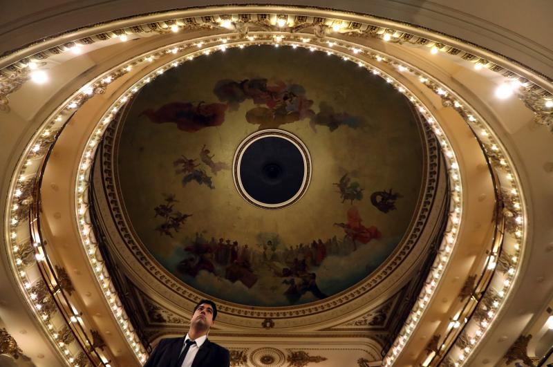 Su belleza atrae a unos 3.000 visitantes por día que pueden llegar a 5.000 los fines de semana