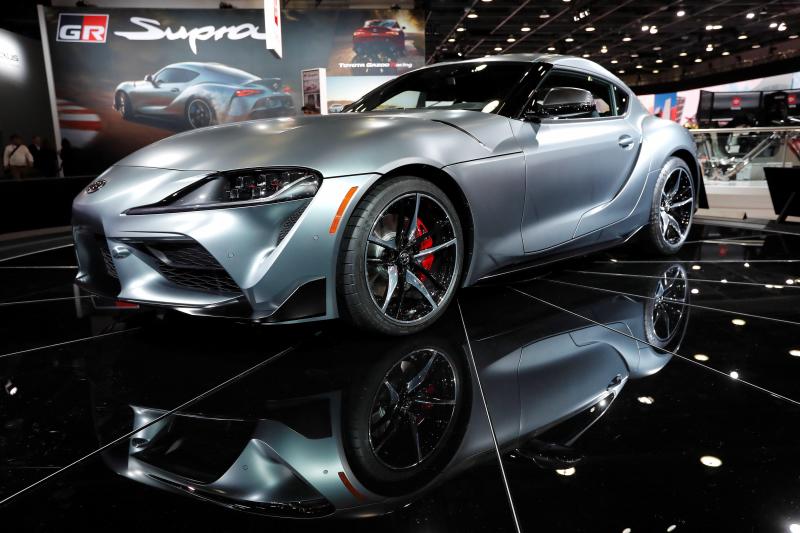 Los SUV, camiones y coches deportivos son los protagonistas de un devaluado salón del automóvil de Detroit, en el que habrá menos fabricantes y más incertidumbre. Más allá de VW, los fabricantes alemanes abandonaron el salón de Detroit este año ante la competencia con otros eventos. Los analistas prevén una ralentización en las ventas en 2019, tras una década de crecimiento.