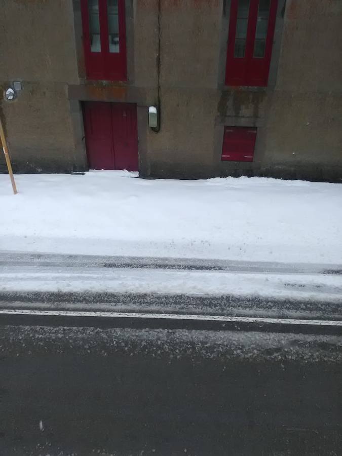 Las estaciones de esquí siguen cerradas el fin de semana a la espera de más nieve