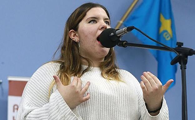 Vanesa Señas, de Gijón, y Diego Lobo, de Moreda. 