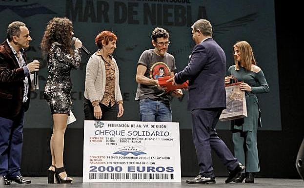 Mar de Niebla llena en el Jovellanos